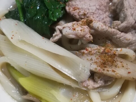 ごぼうと舞茸の肉うどん